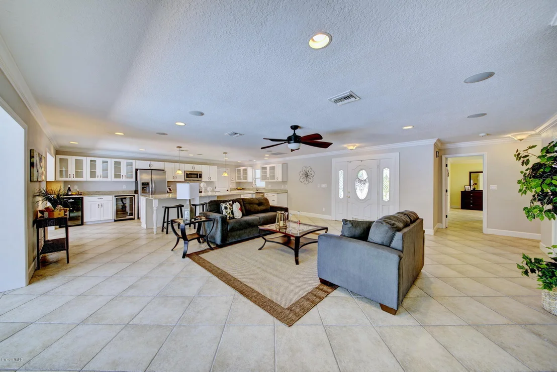 Photo of 203 Surf Road
