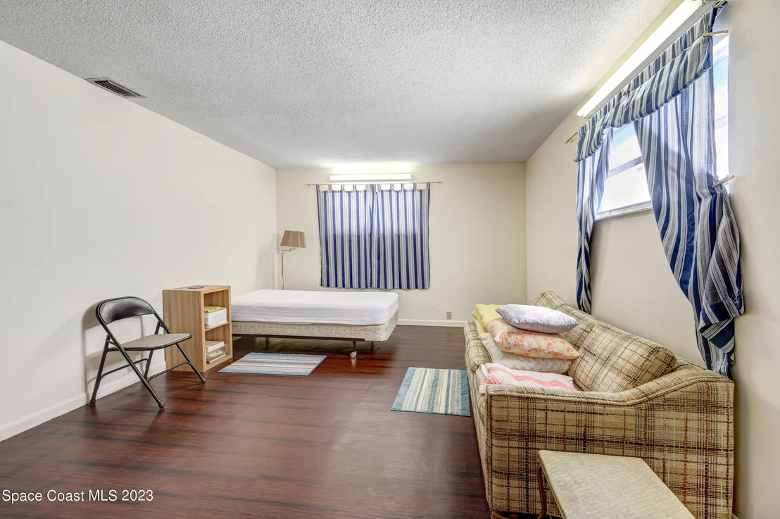 Photo of 2150 Lake Drive