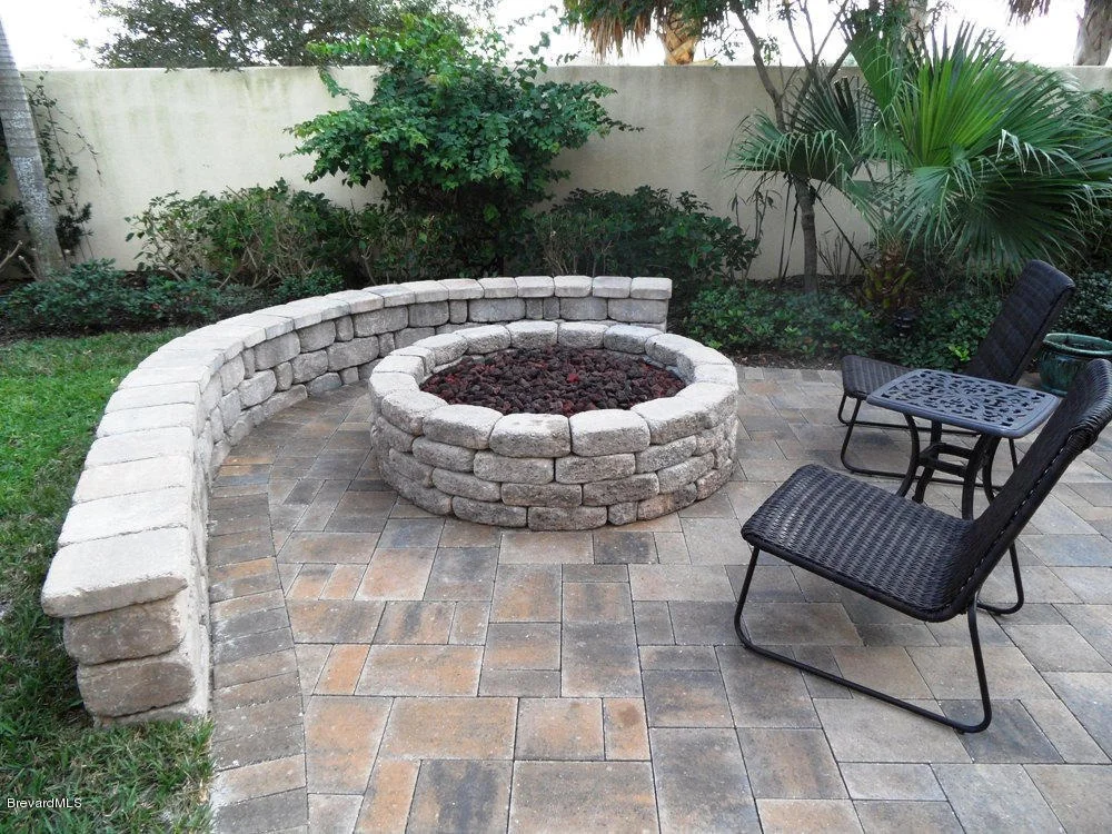 Photo of 319 Montecito Drive