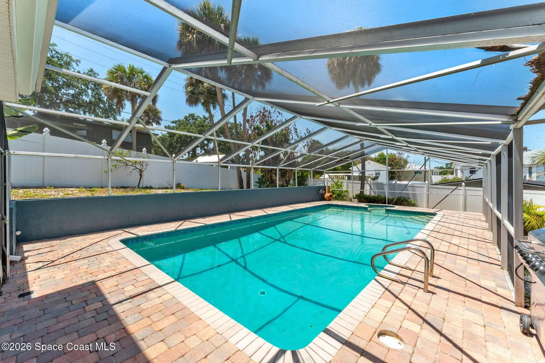 Photo of 2705 N Indian River Drive