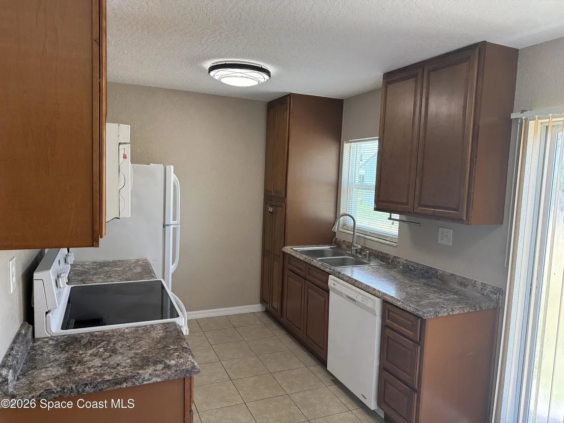 Photo of 2500 Pepper Avenue