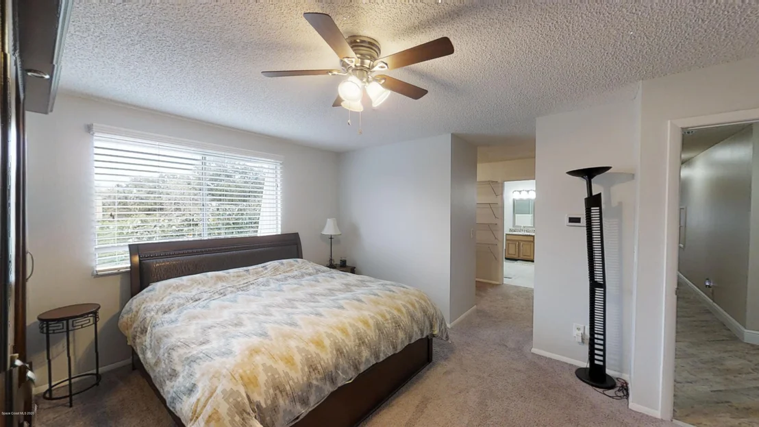 Photo of 9852 Riverview Drive