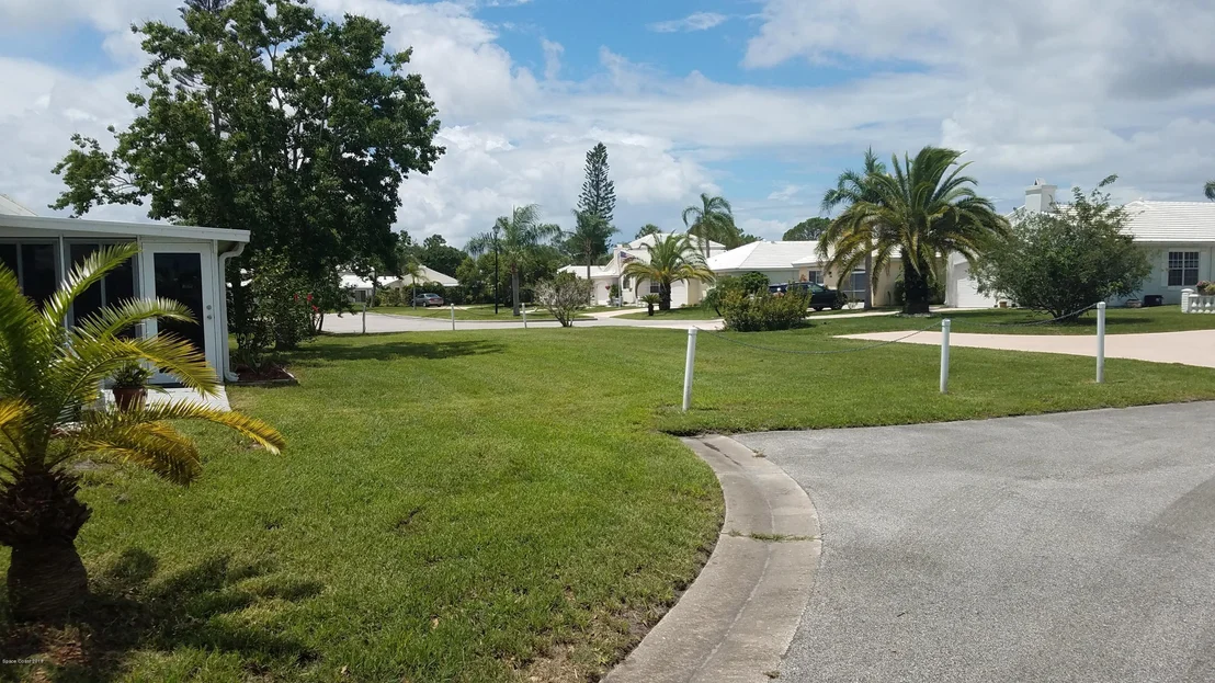 Photo of 1942 Elderberry Court NE