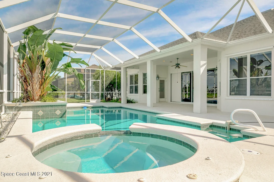 Photo of 1420 Cape Sable Drive