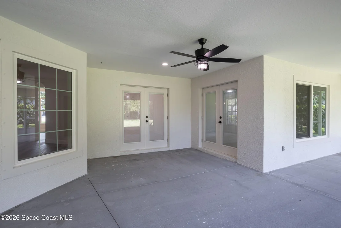 Photo of 2160 Windbrook Drive SE