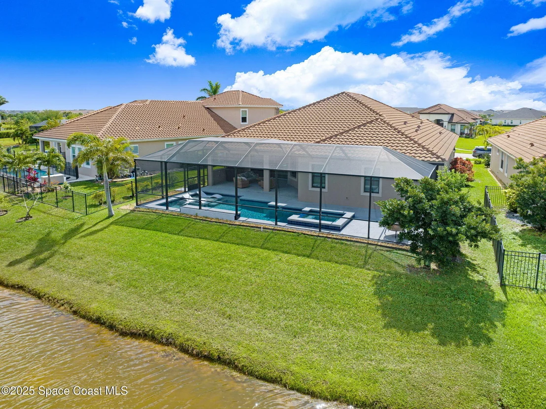 Photo of 8116 Stonecrest Drive