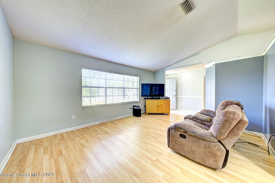 Photo of 6457 Hunt Road