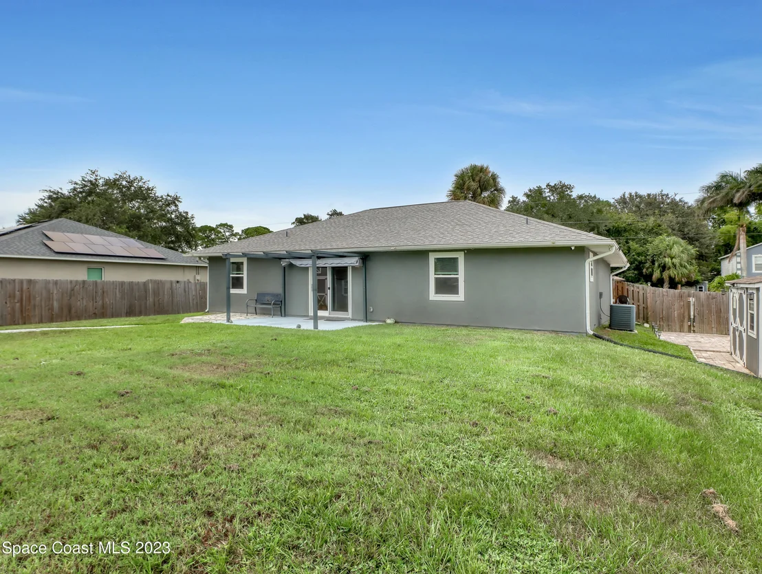 Photo of 5233 Carrick Road