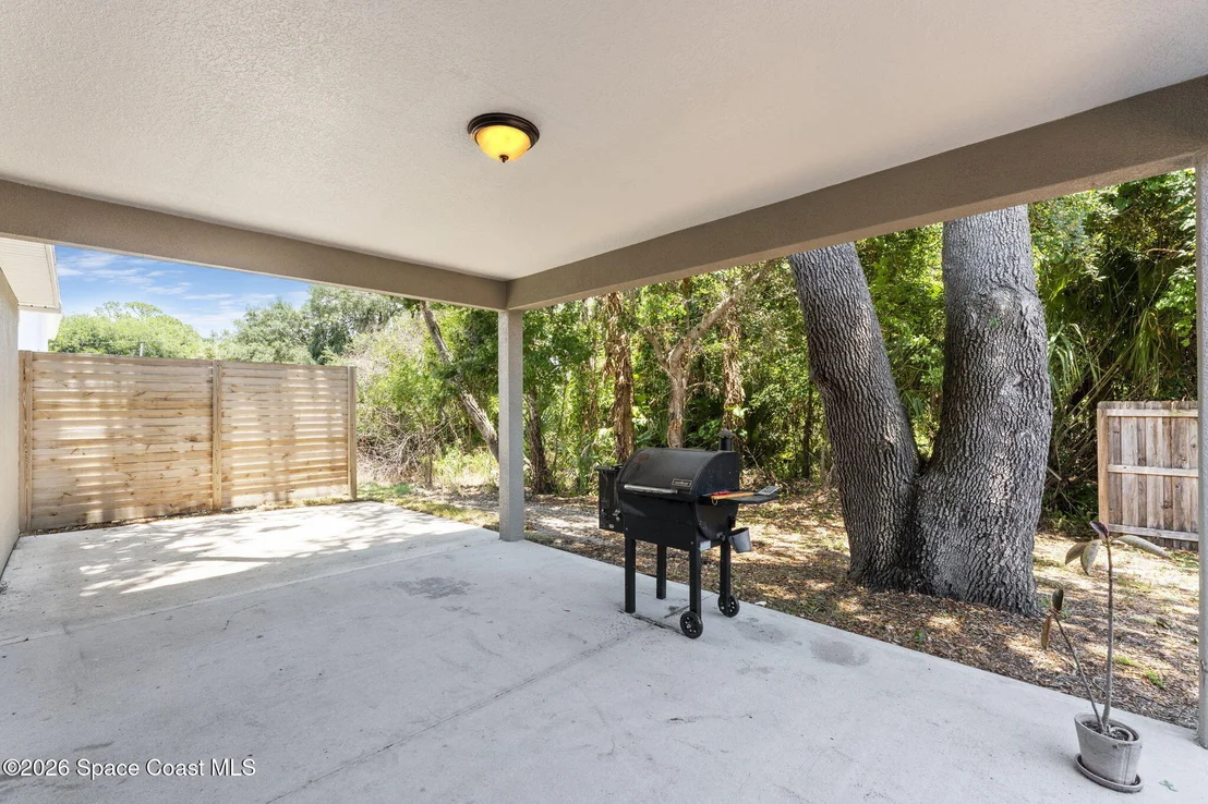 Photo of 6435 Wien Lane