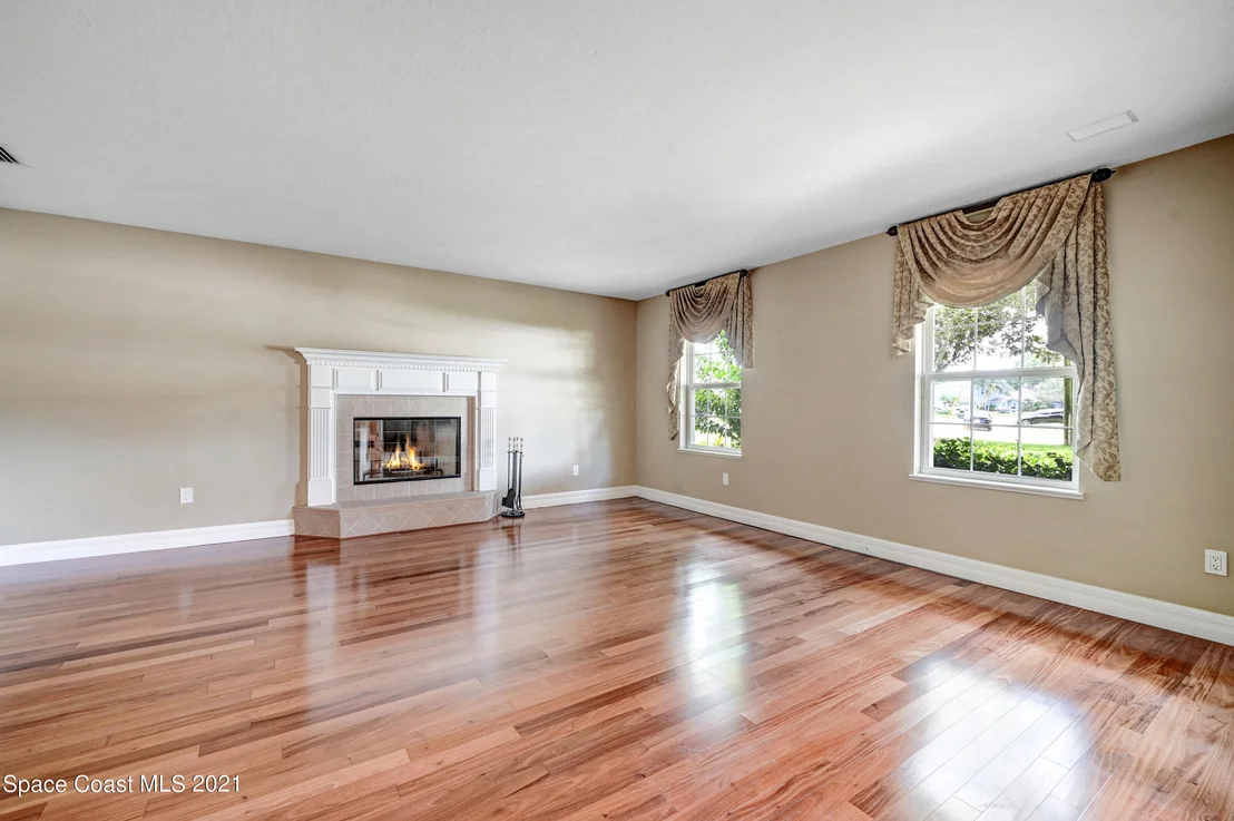 Photo of 1428 Gleneagles Way