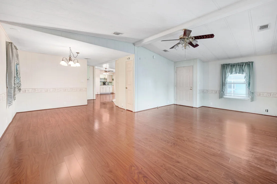 Photo of 2311 Coconut Palm Drive NE