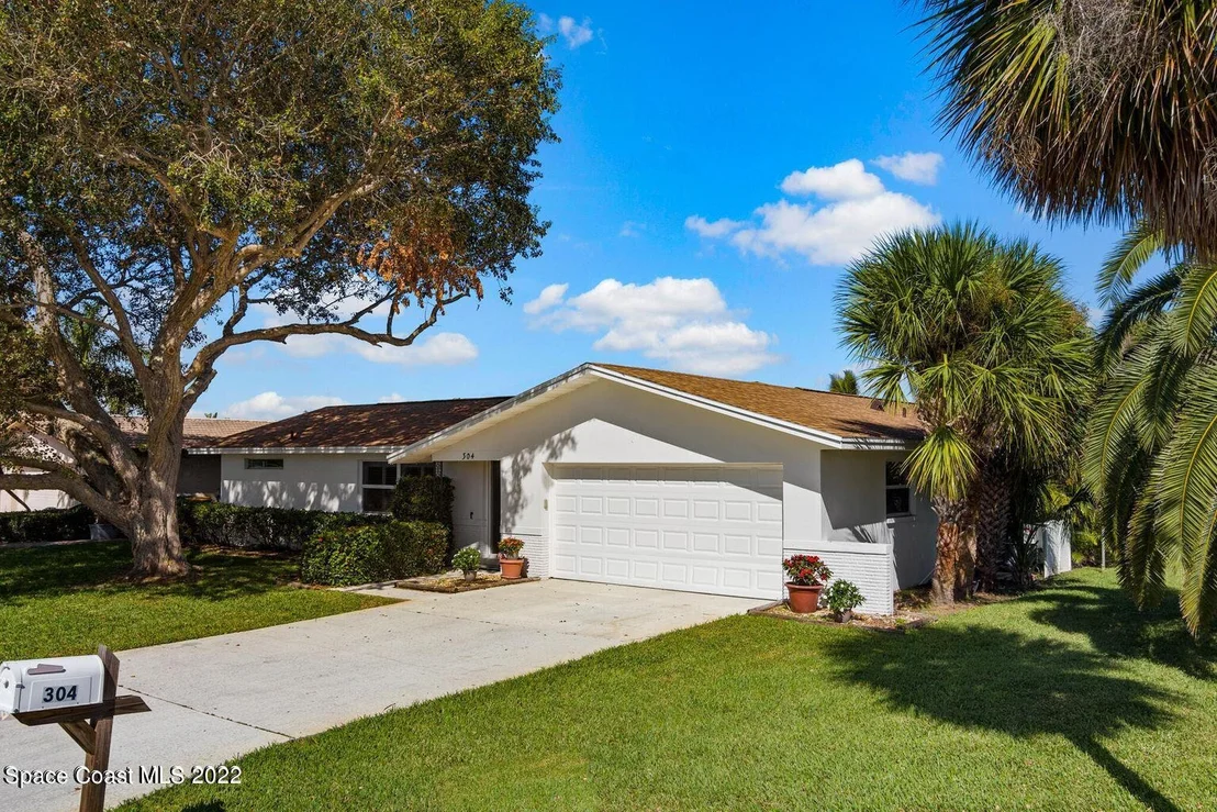 Photo of 304 Dorset Drive