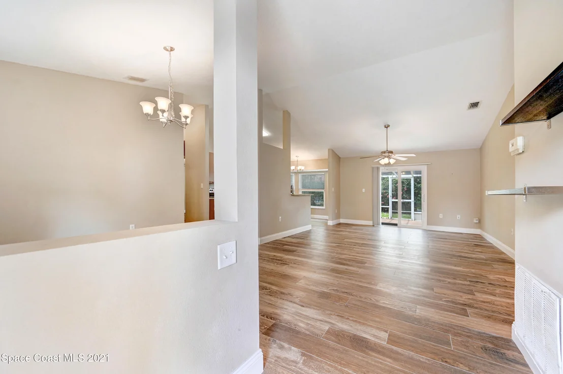 Photo of 2181 Pumpkin Place NE