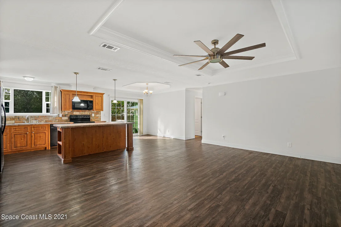 Photo of 331 Spring Street