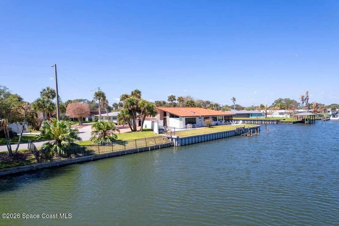 Photo of 200 Rose Drive