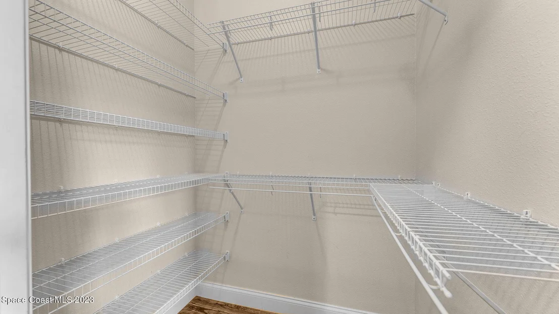 Photo of 2372 Westhorpe Drive