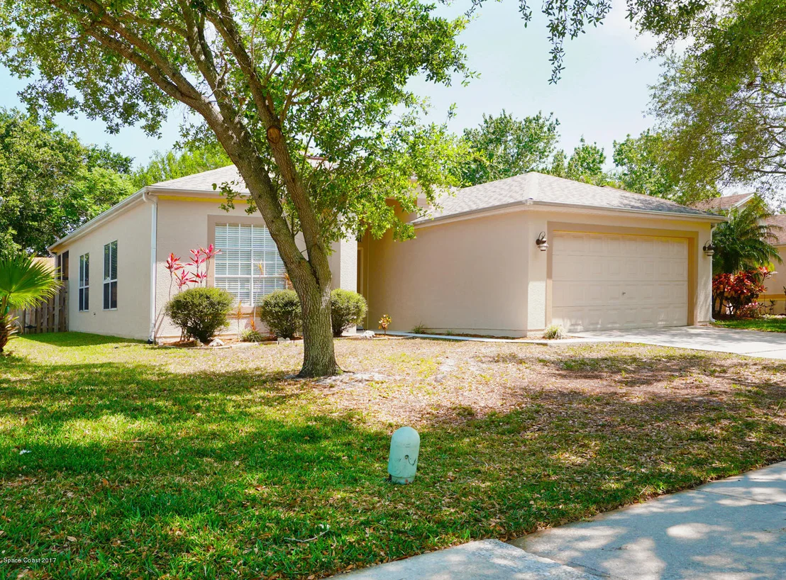Photo of 7014 Hammock Trace Drive