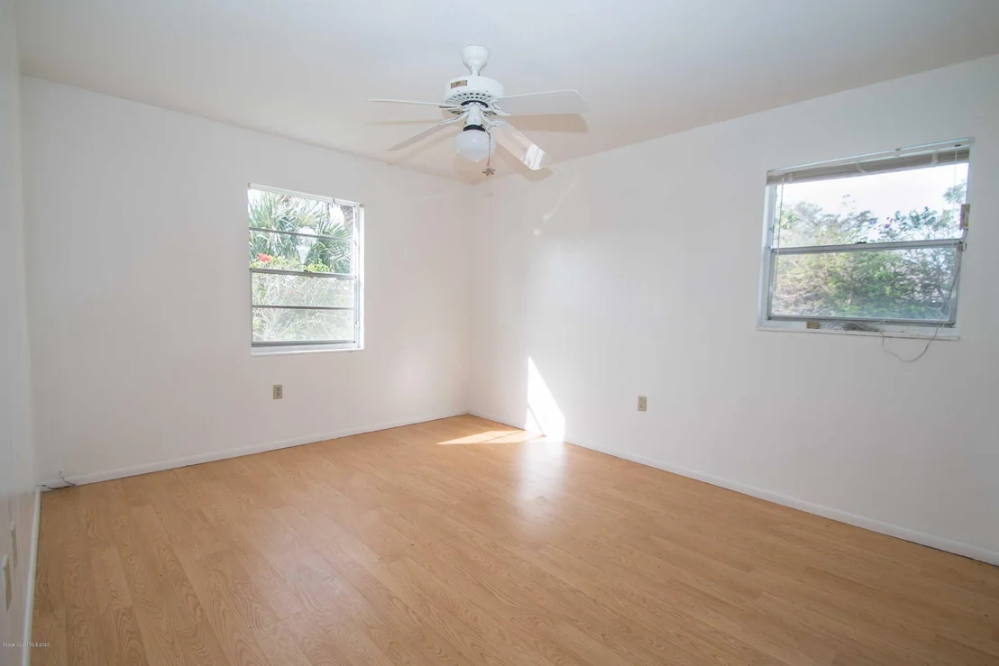 Photo of 106 Holiday Lane