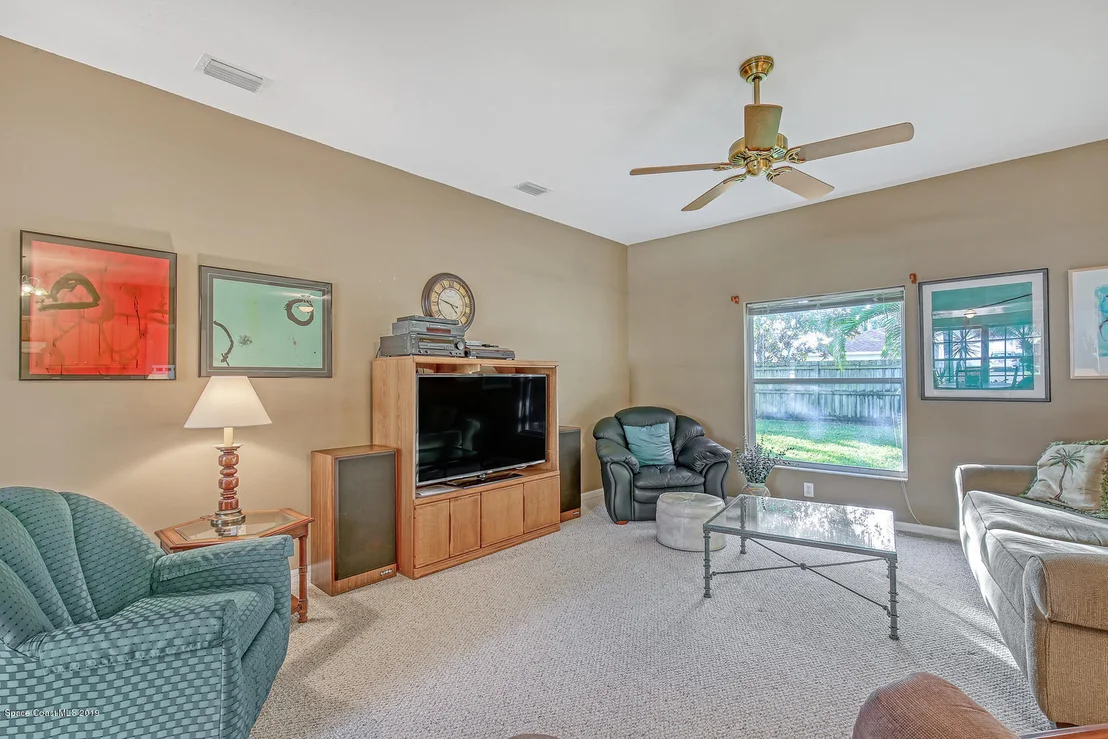 Photo of 832 Del Mar Circle