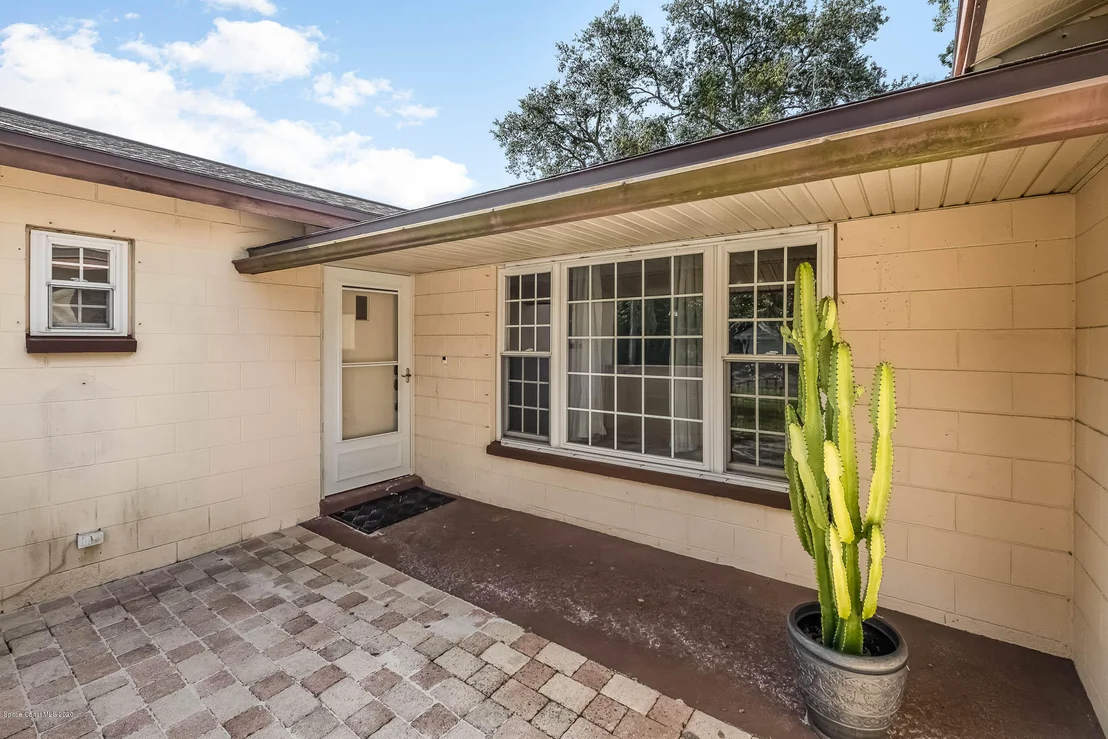 Photo of 993 Sarazen Drive