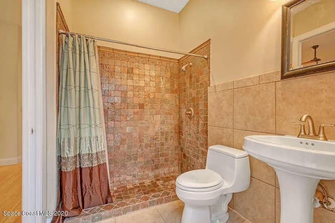 Photo of 902 Nelson Drive
