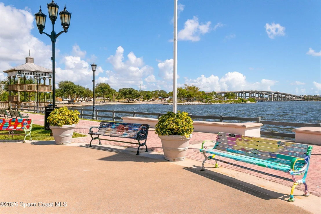 Photo of 409 Rockledge Drive