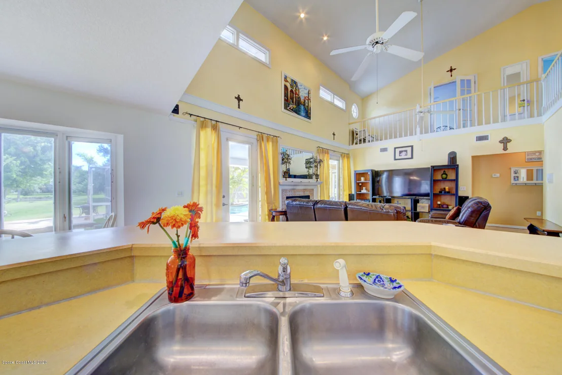 Photo of 2164 Royal Oaks Drive