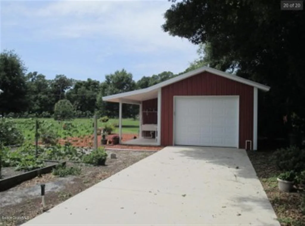 Photo of 2694 Folsom Road