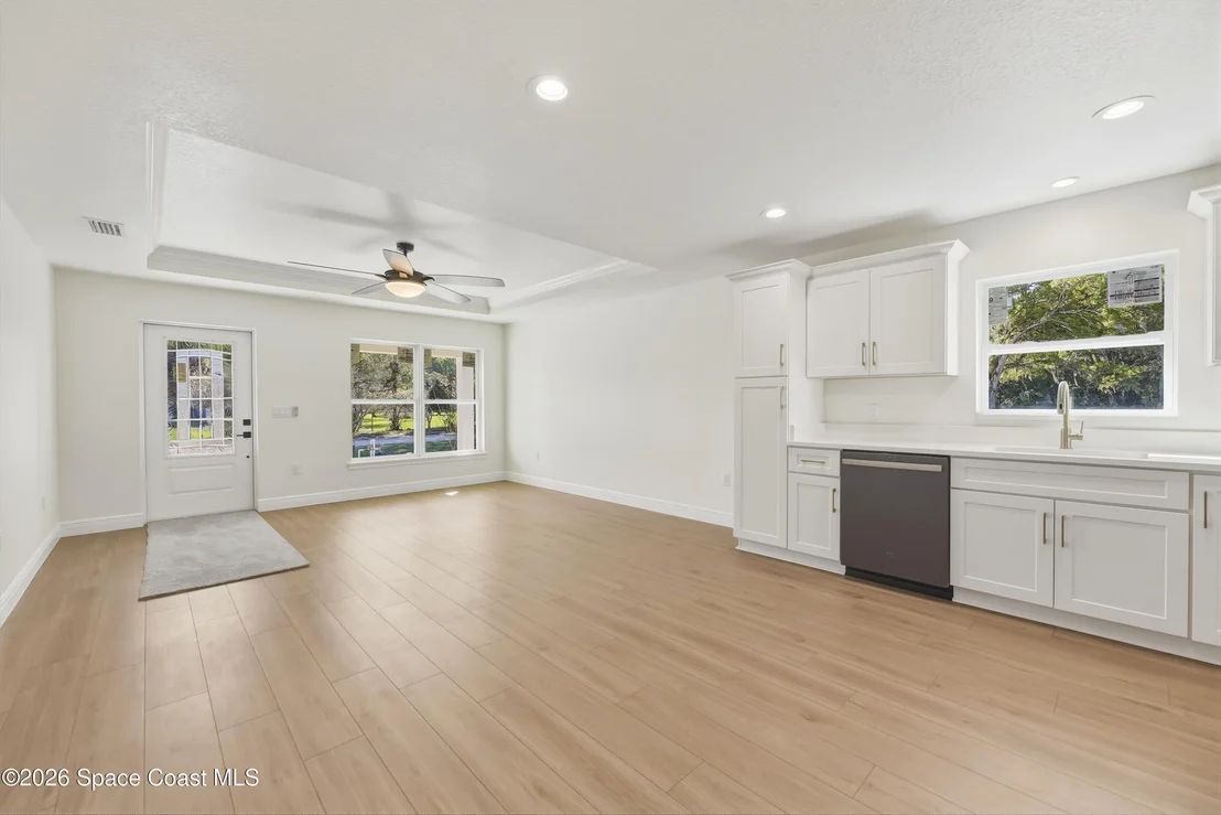 Photo of 5812 Hammock Street