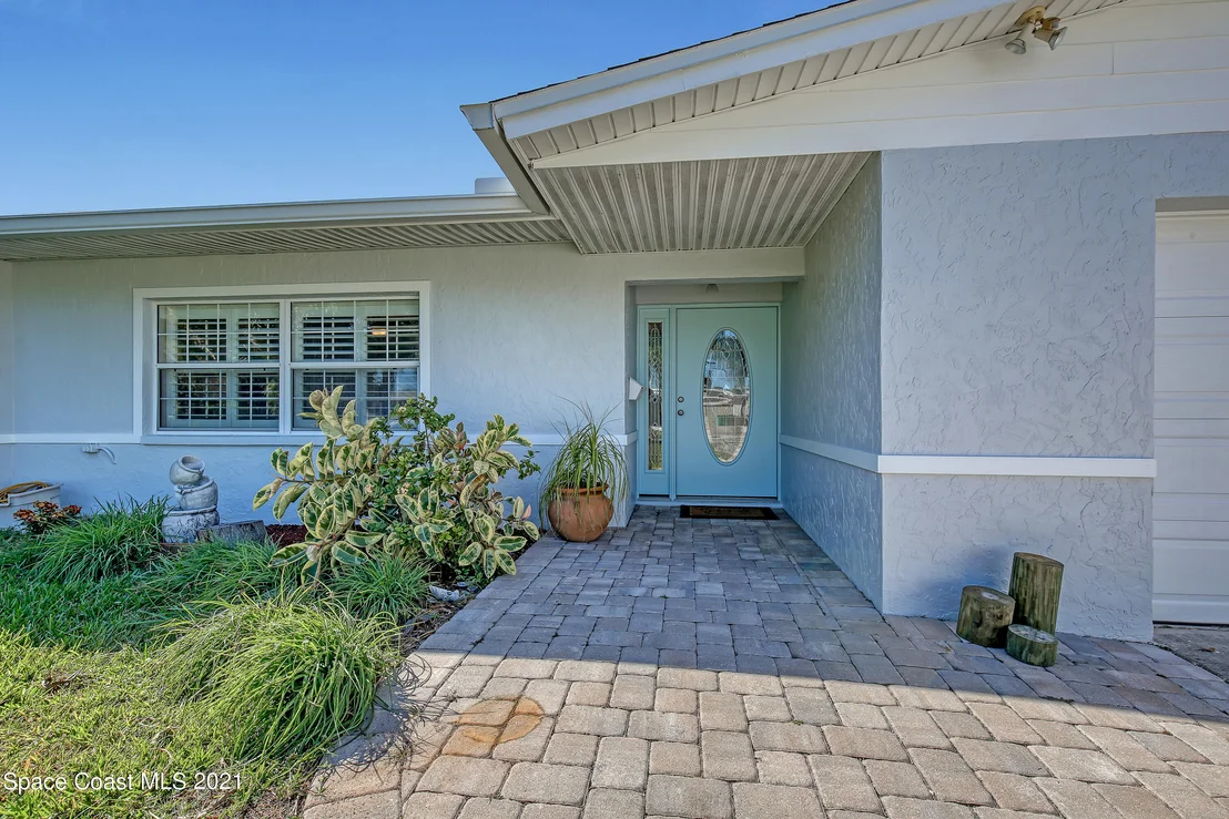 Photo of 444 Sparrow Drive
