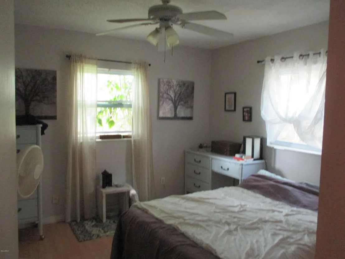Photo of 2677 Hereford Road