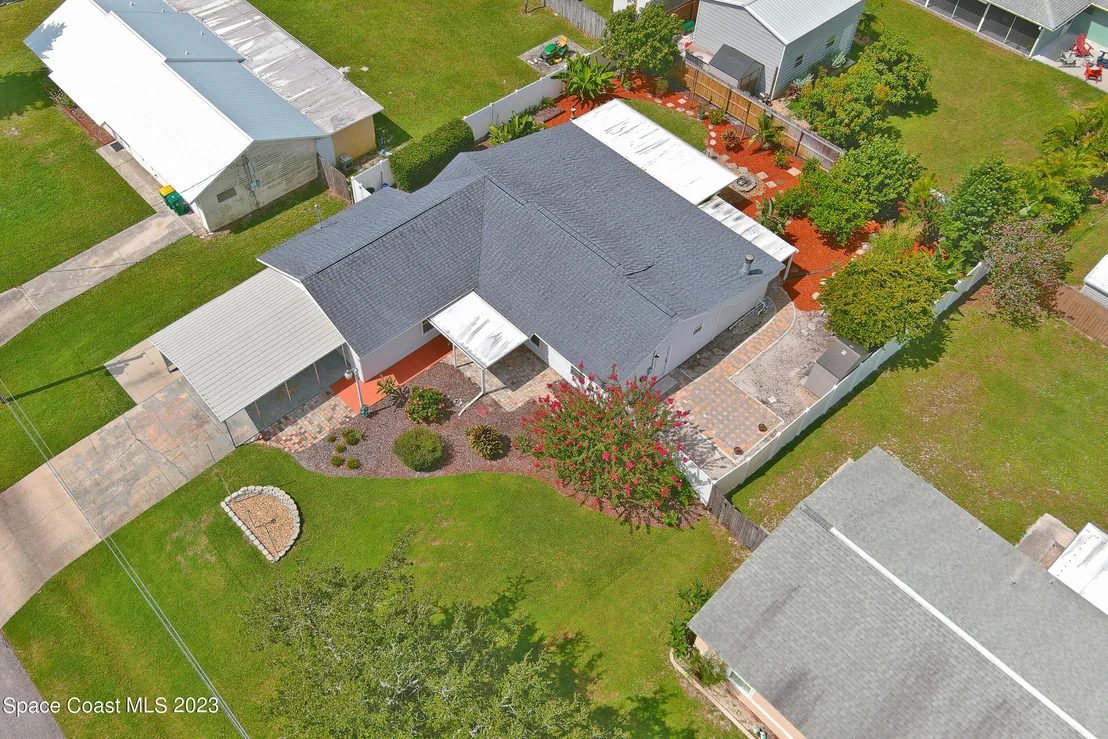 Photo of 6600 Dock Avenue