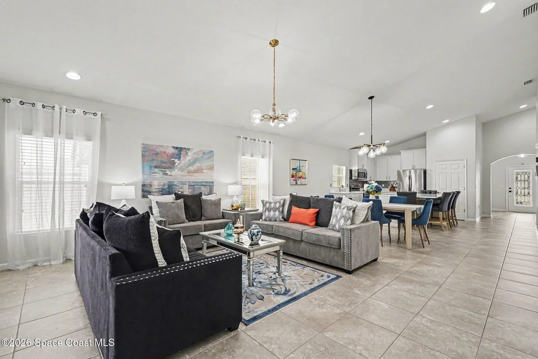 Photo of 970 Dillard Drive SE