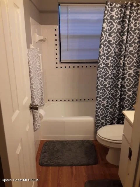 Photo of 1275 Estridge Drive