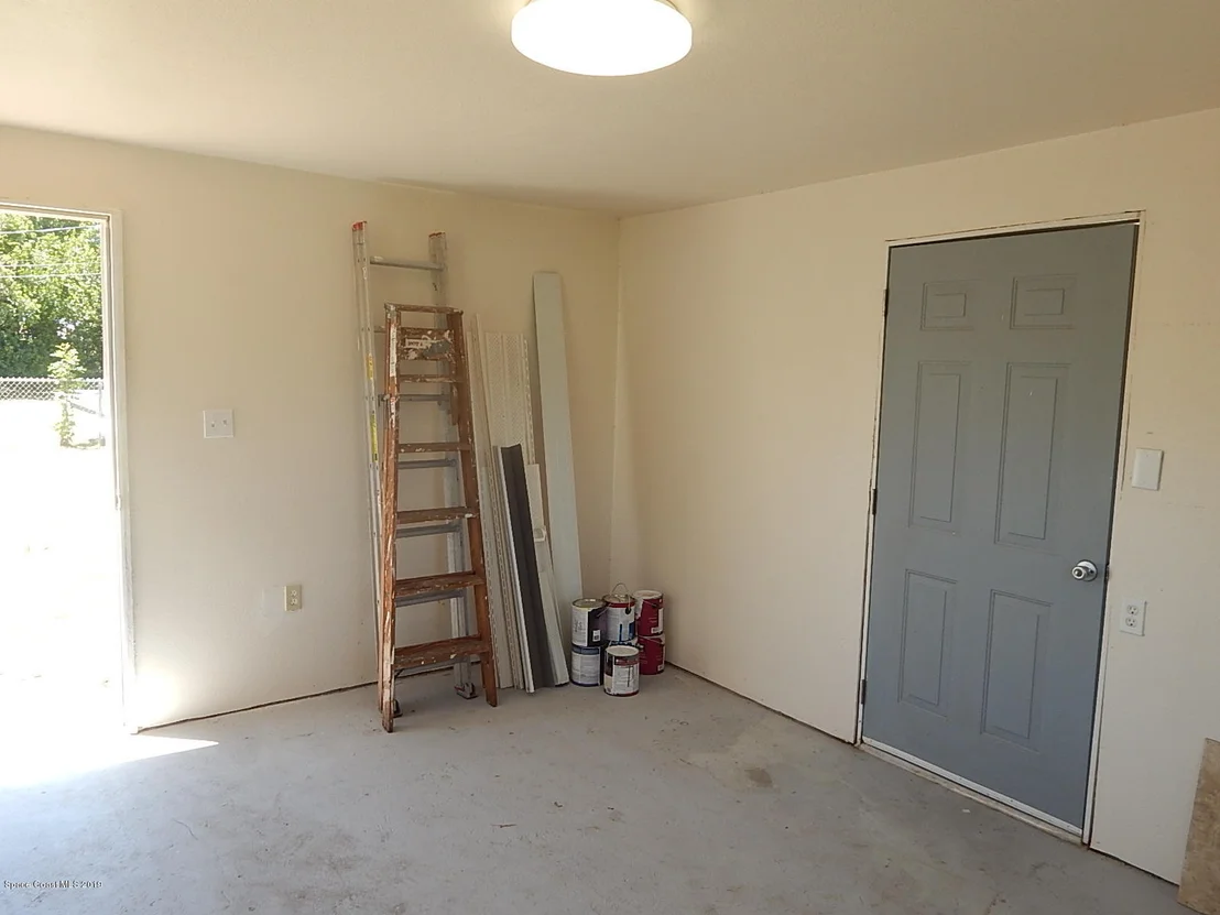 Photo of 2710 Hereford Road