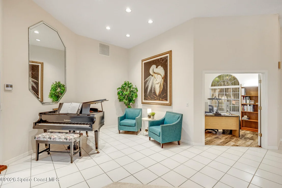 Photo of 370 Normandy Drive