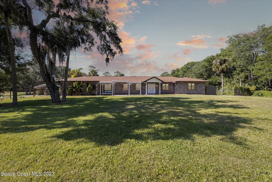 Photo of 4300 Deerwood Trail