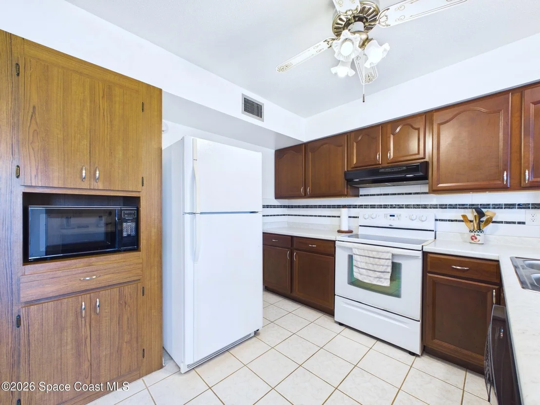 Photo of 2939 Chipper Drive NE