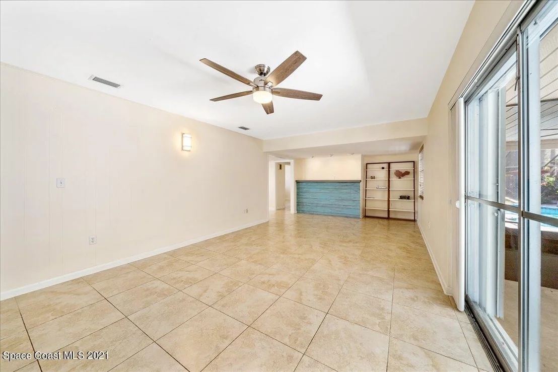 Photo of 585 Bahama Drive