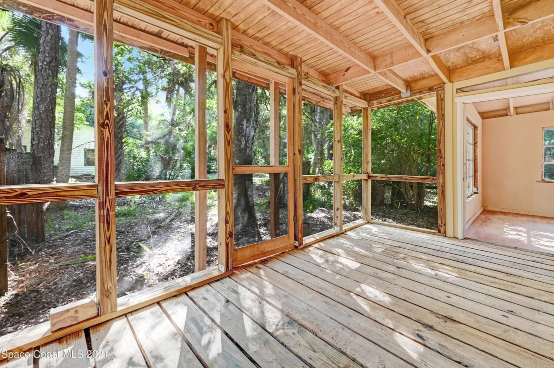 Photo of 6699 Sheridan Road