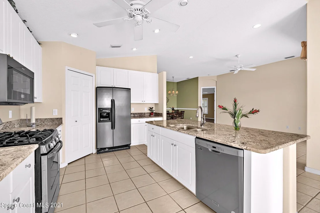 Photo of 1835 Ficus Point Drive