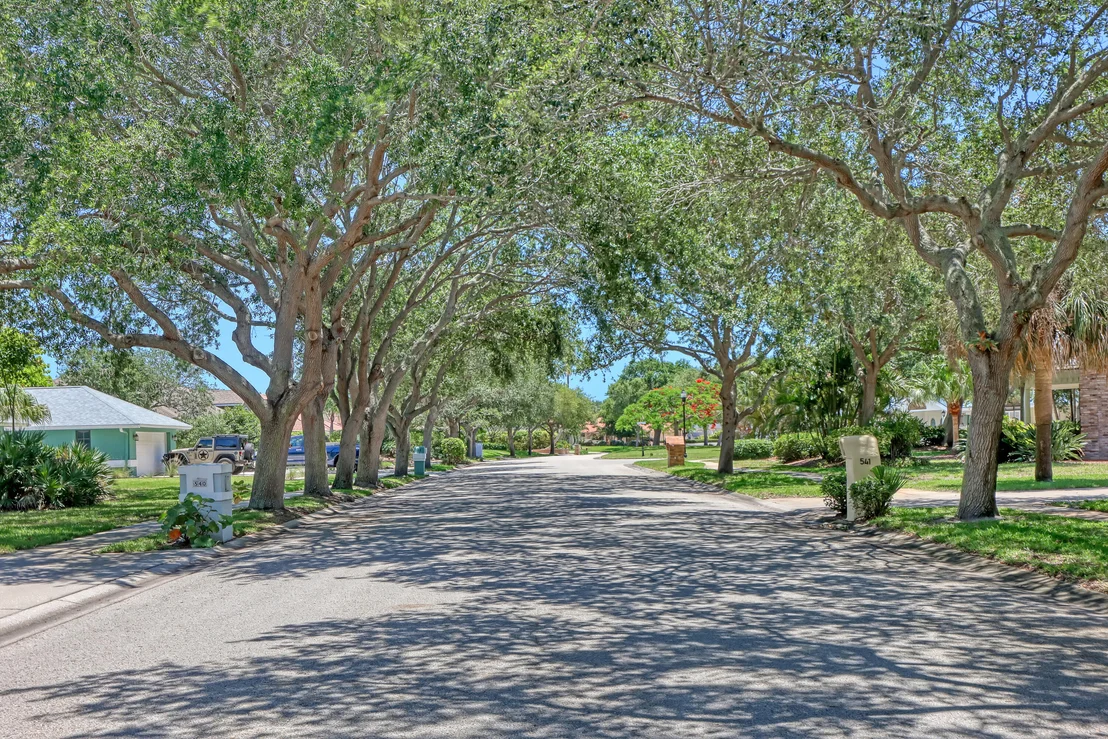 Photo of 561 Nightingale Drive