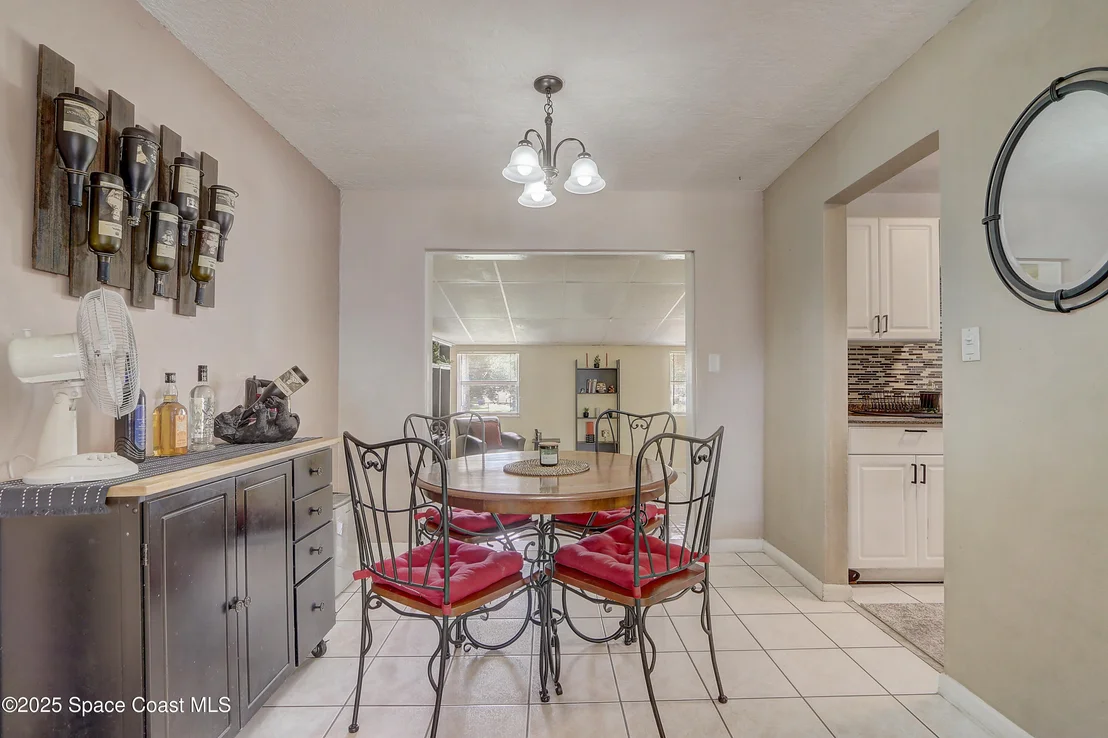 Photo of 1032 Bernice Road