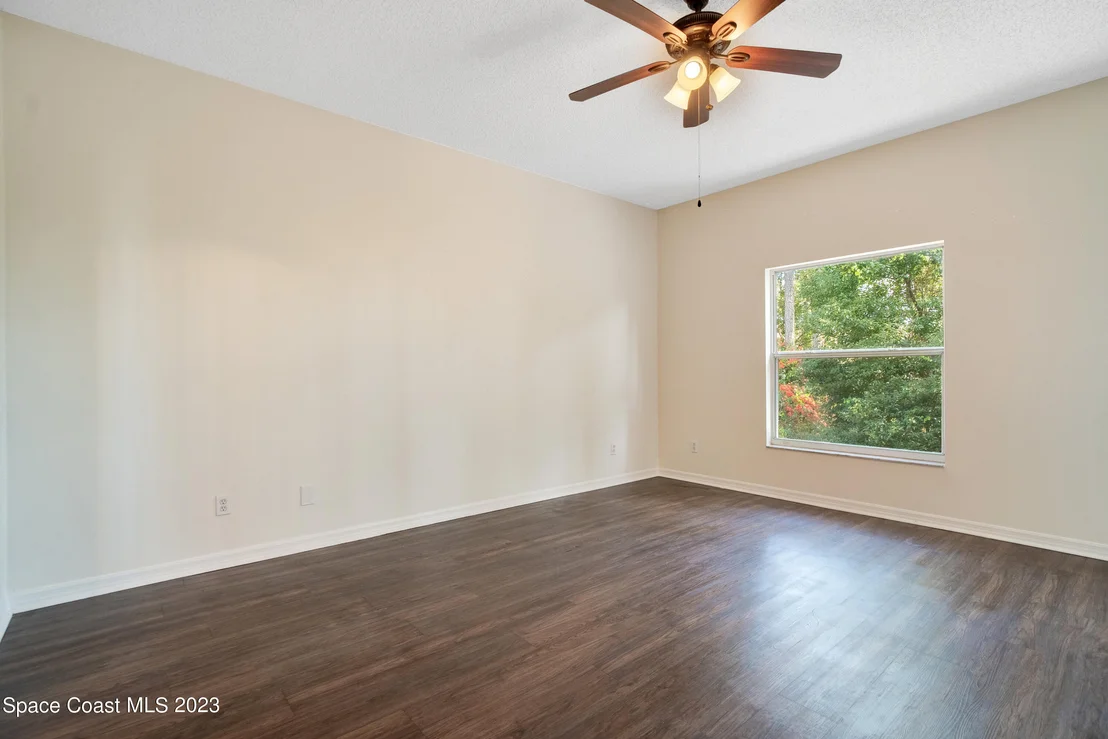 Photo of 6697 Cecil Road