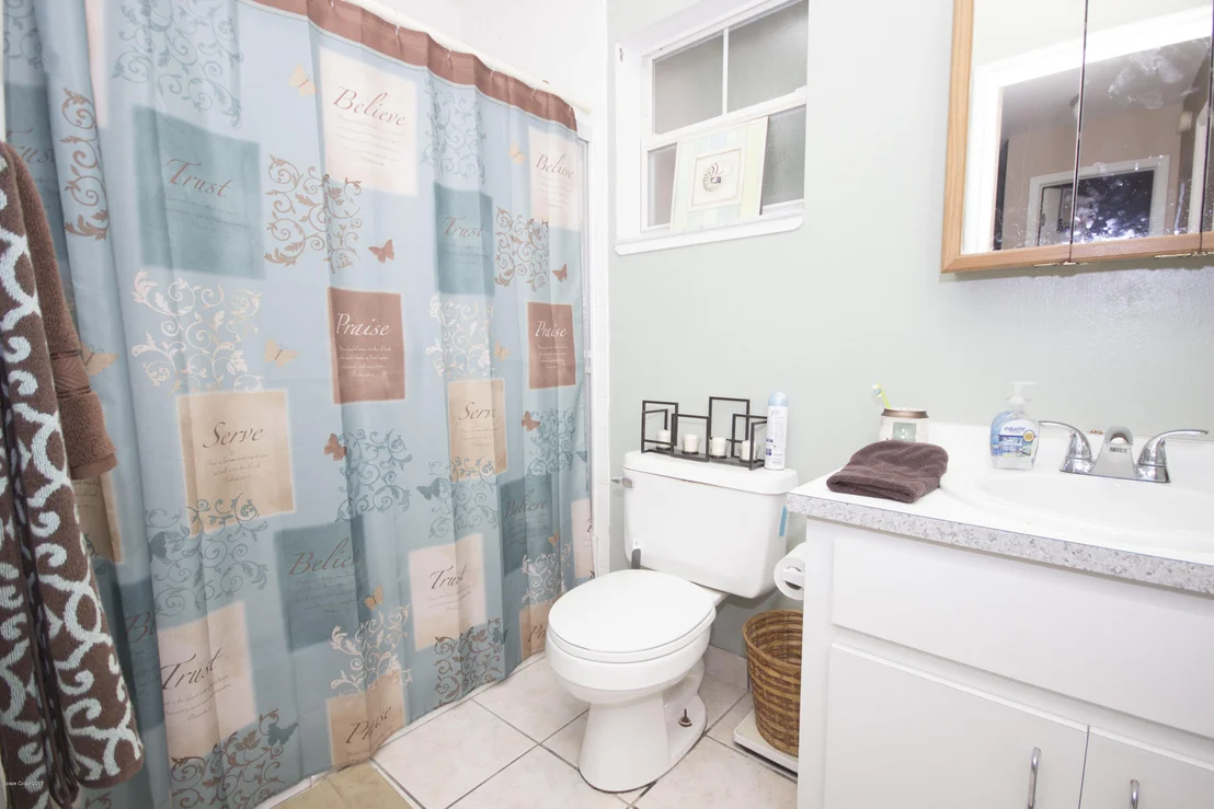 Photo of 6761 Cecil Road