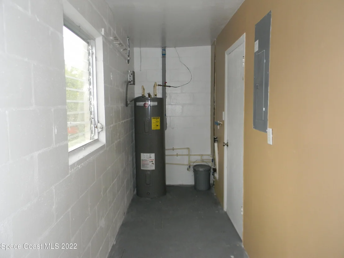 Photo of 2132 Lakeview Drive