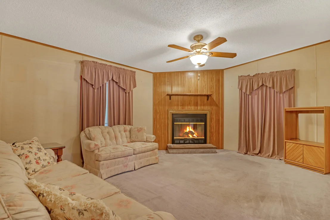 Photo of 376 Robyn Street