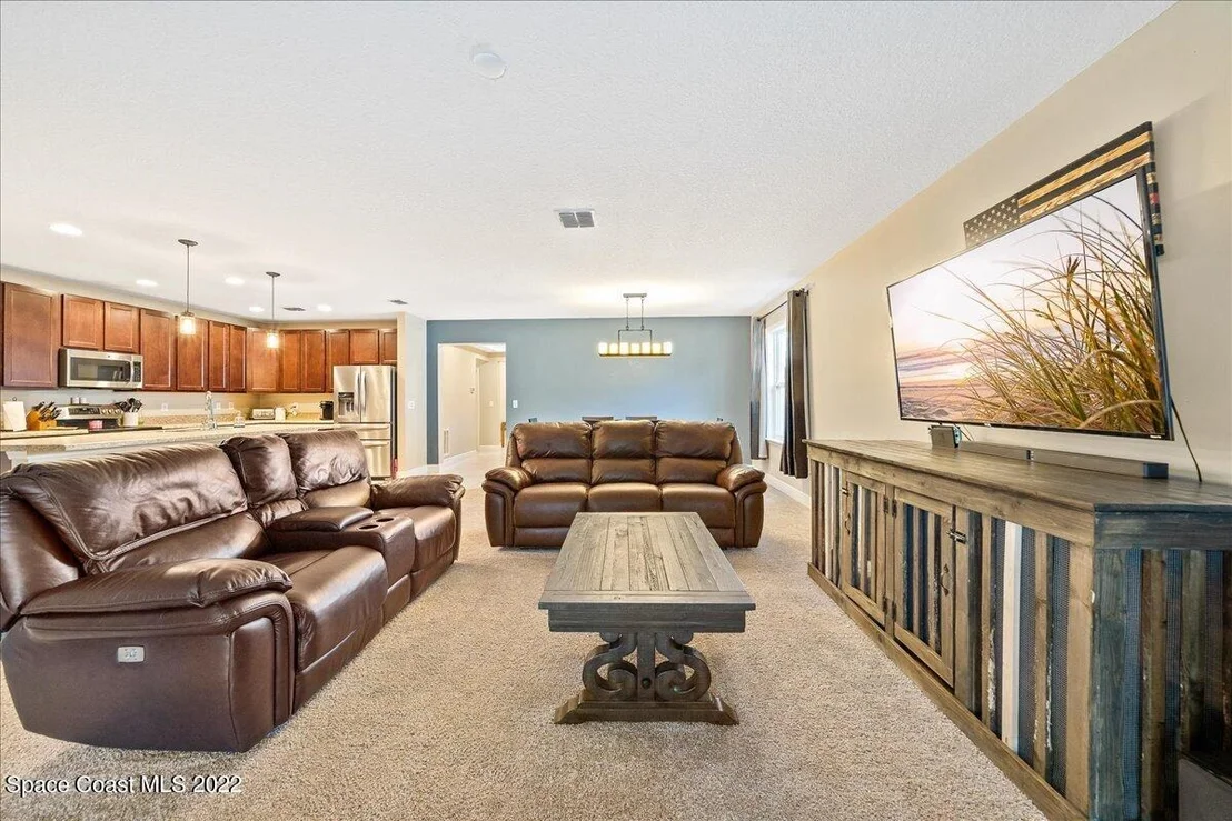 Photo of 6055 Adele Street