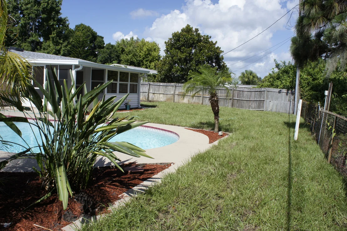 Photo of 2392 Lorna Drive