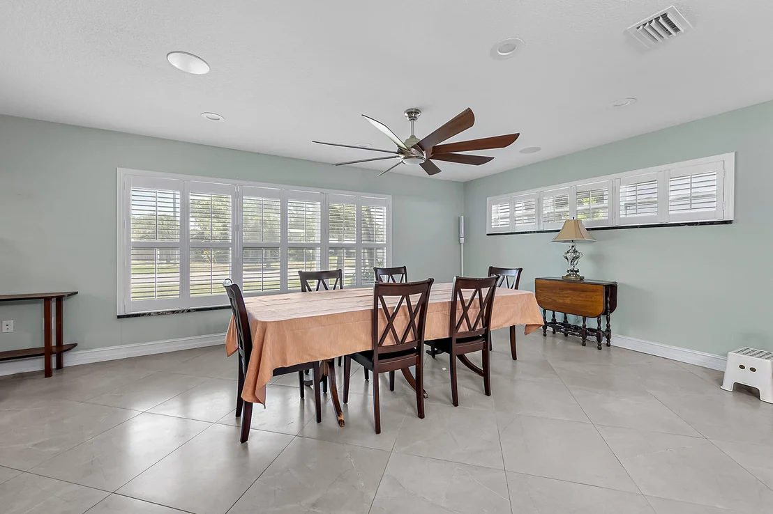 Photo of 1054 Pinetree Drive